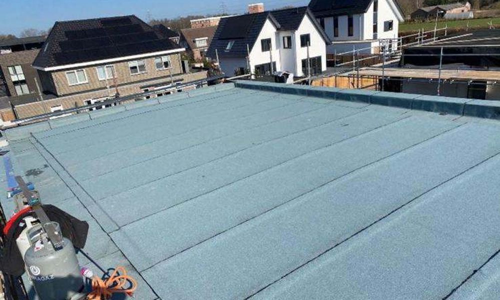 Nieuw dak in Ospel laten aanleggen Geheel nieuw plat dak aangelegd